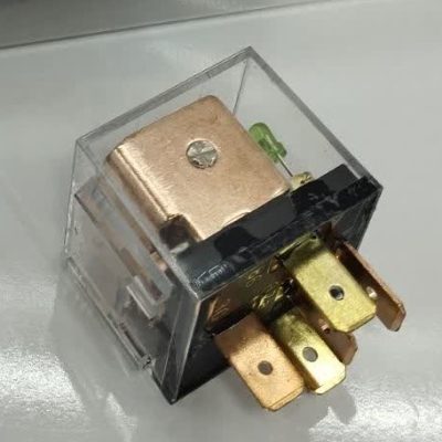 رله 12 ولت 80 آمپر چراغ دار STCO
